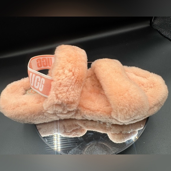 UGG Soft Coral Fluffy Slippers - Picture 6 of 12